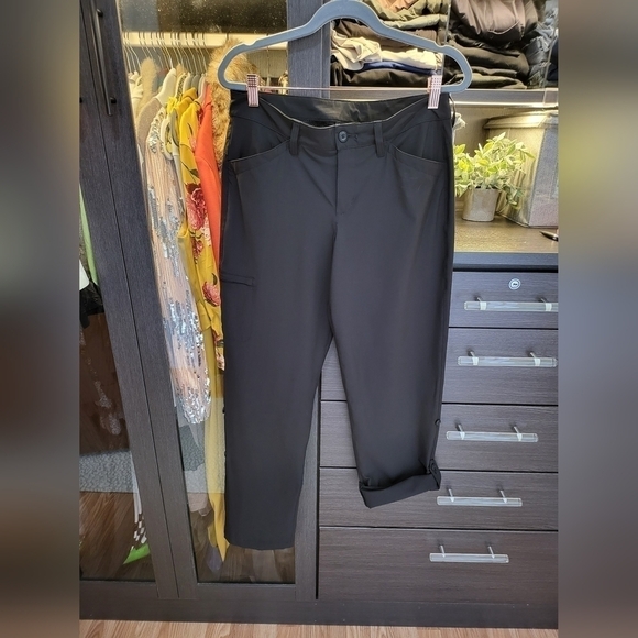 Eddie Bauer Sightscape Horizon Convertible Roll-up Pants - Picture 1 of 8